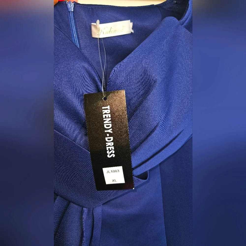 NWT Elegant Blue Evening Gown - Picture 4 of 9